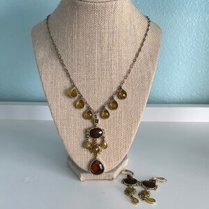 Elegant Gold and Brown Necklace and Earring Set